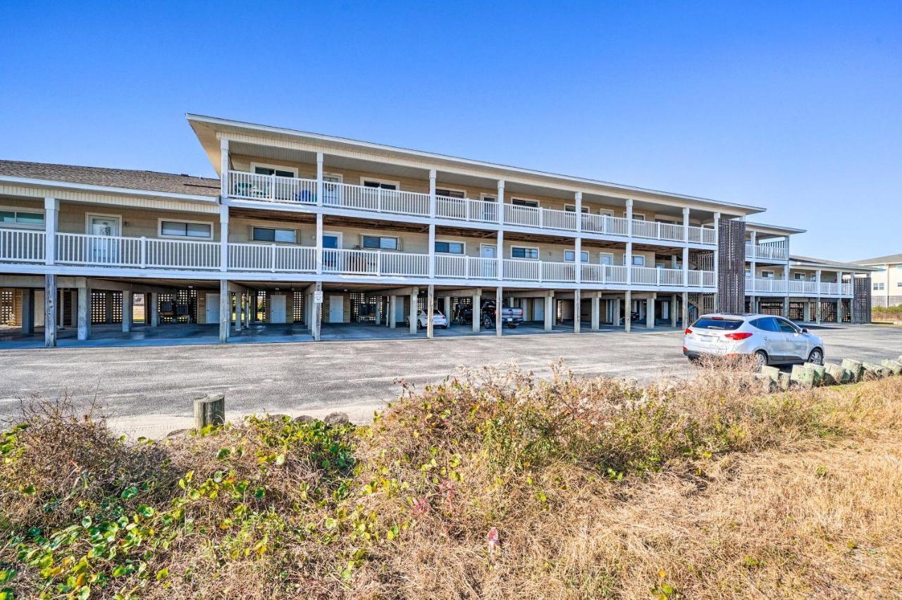 Oak Island Beachfront Condo With Community Pool Exterior foto