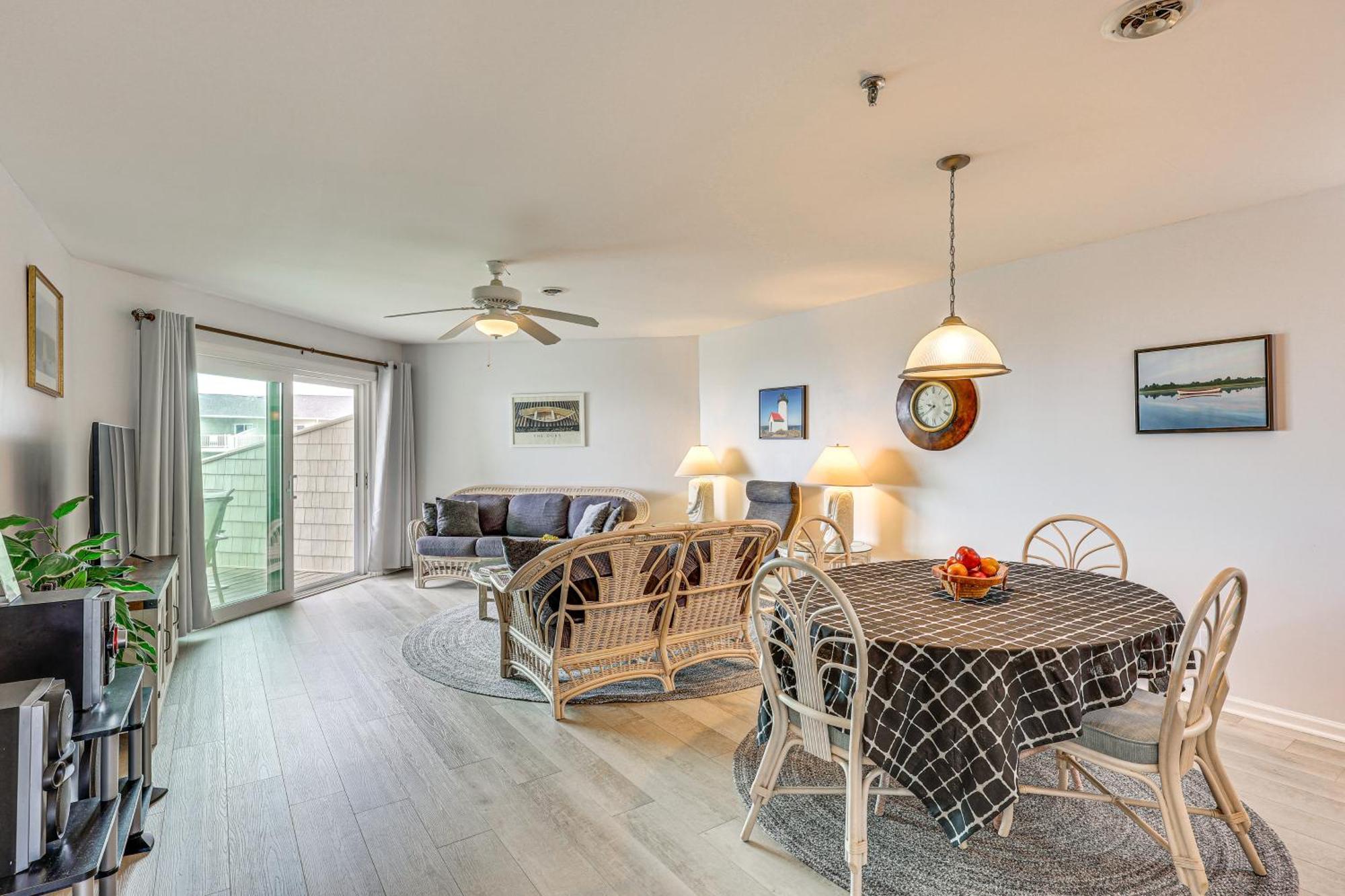 Oak Island Beachfront Condo With Community Pool Exterior foto